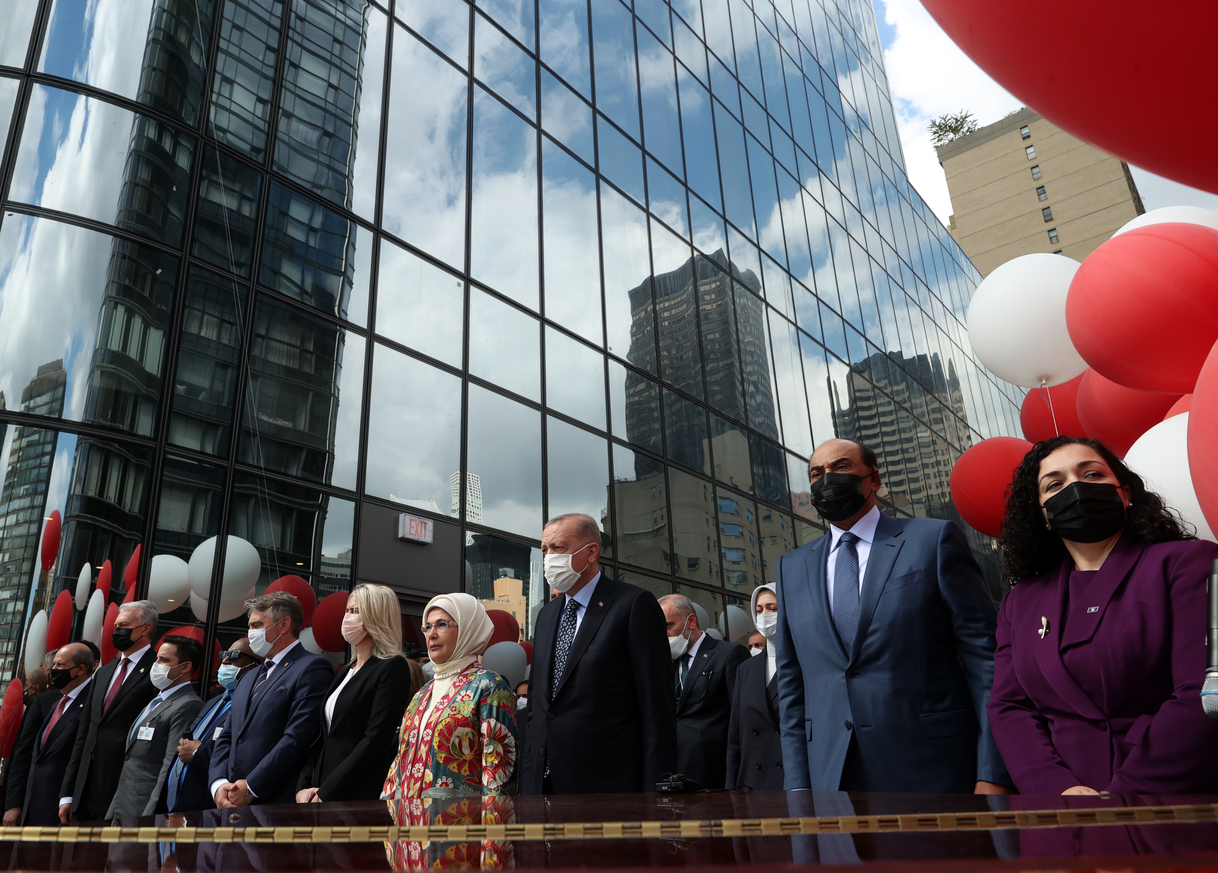 Cumhurbaşkanı Erdoğan, New York’un merkezindeki Türkevi’ni açtı
