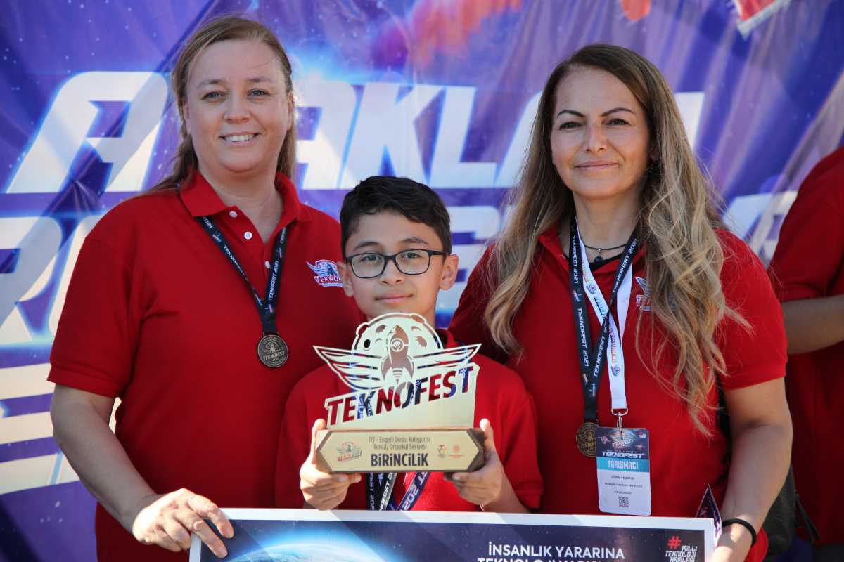 Engelli Dostu Projesi ile Doğa’nın Kâşif’i TEKNOFEST’in 1.'si