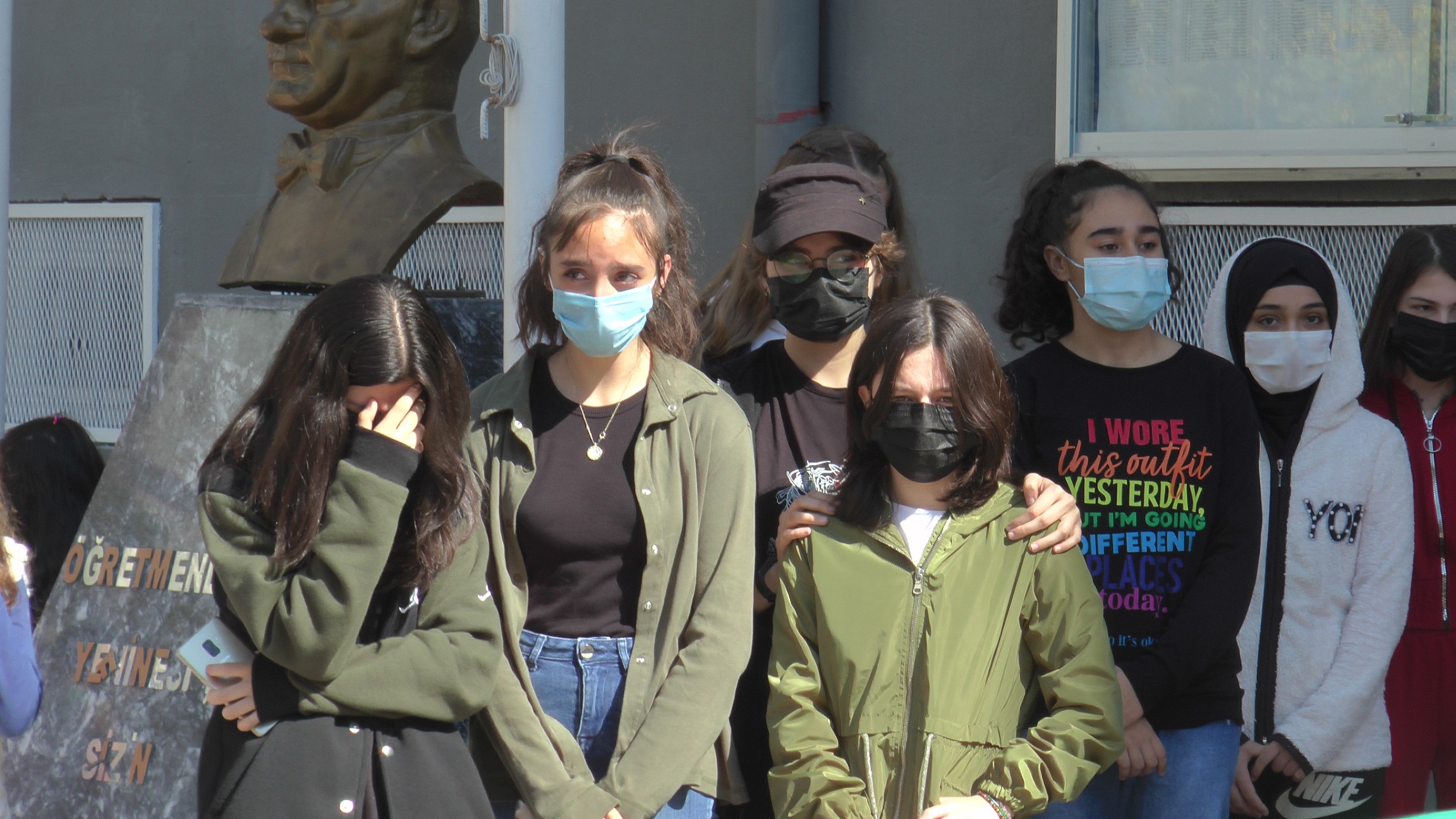 Kalp krizi geçiren öğretmene öğrencilerinden hüzünlü veda