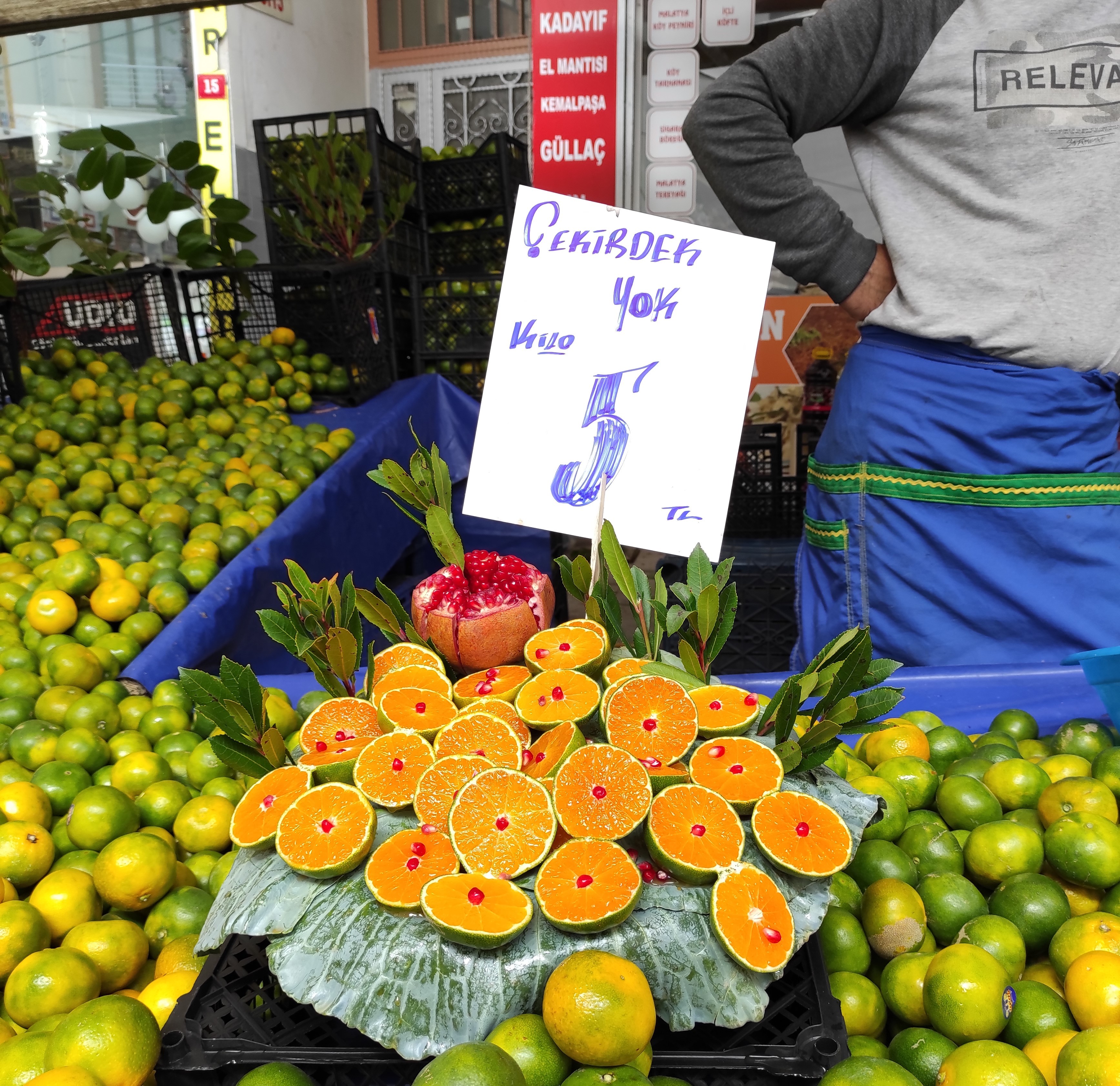 Pazar ve market fiyatları arasında büyük fark göze çarpıyor