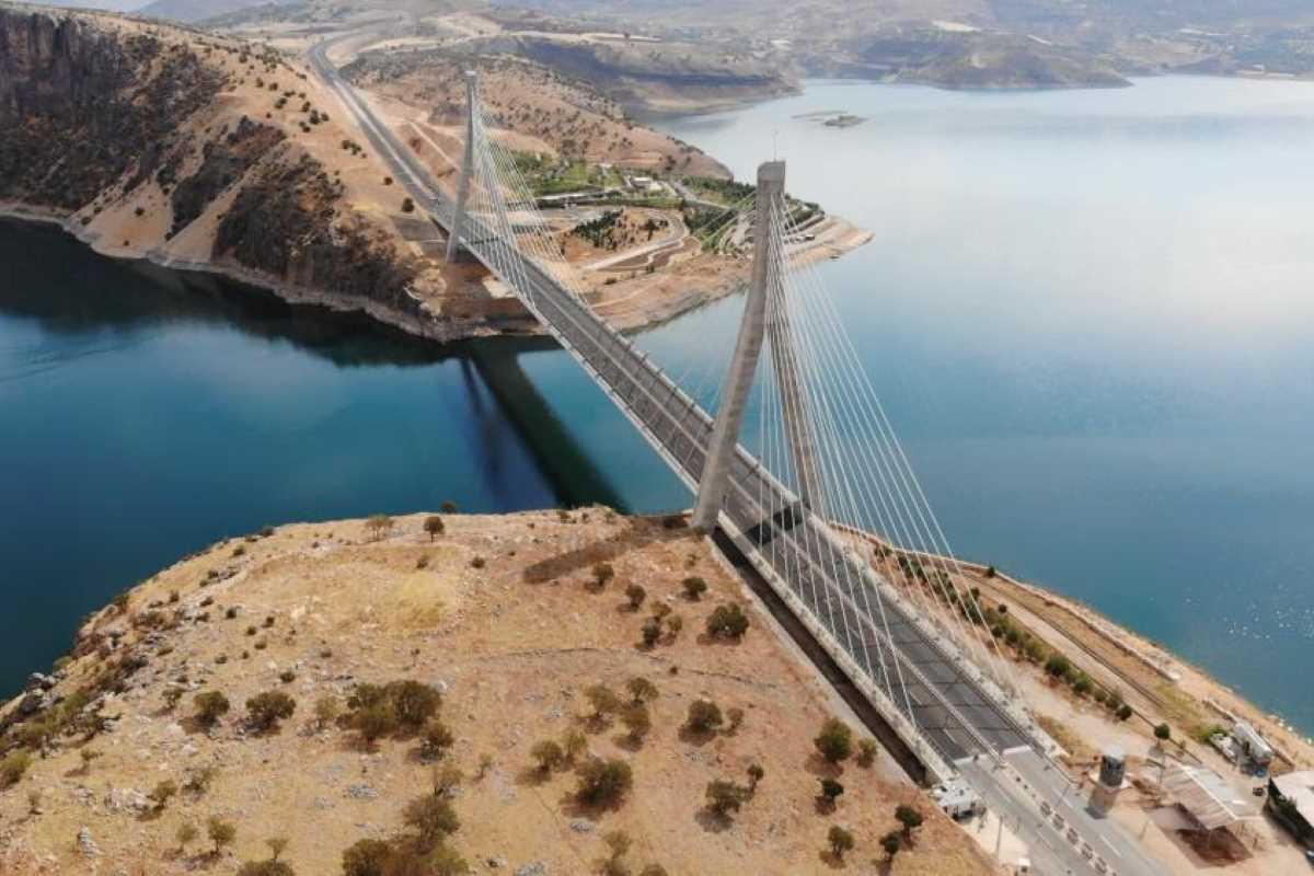 Nissibi Köprüsü’nden 3,5 milyon araç geçti