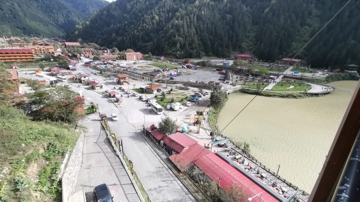 Uzungöl 21 yıldır çözülemeyen imar planını bekliyor