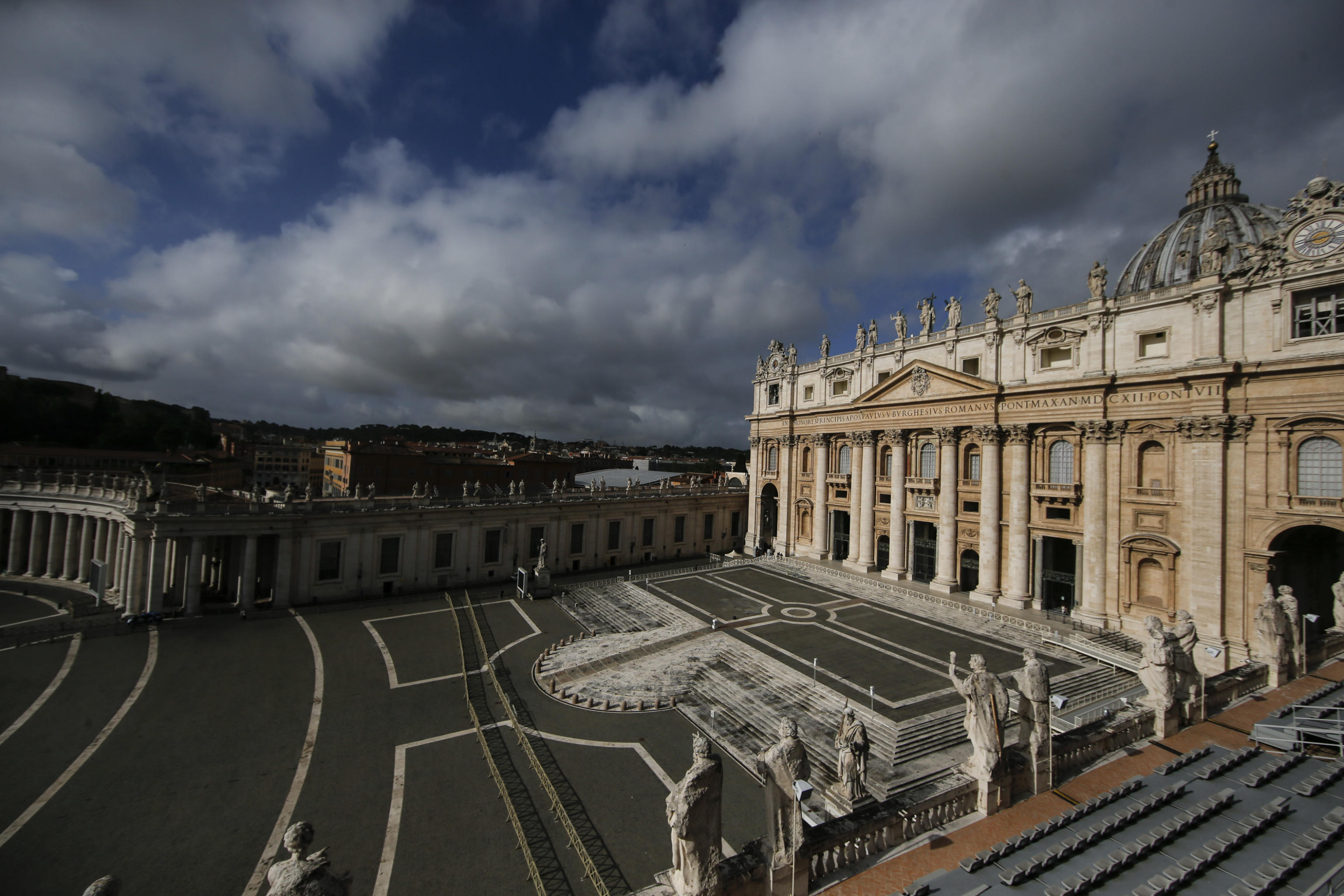 Çocuklara cinsel istismar skandalları Katolik Kilisesi’ni sarstı