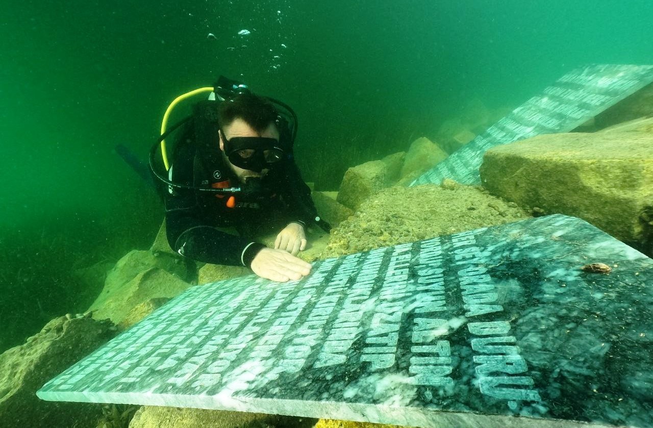 Su altı dalışçıları Halfeti’de batık şehri fotoğrafladı