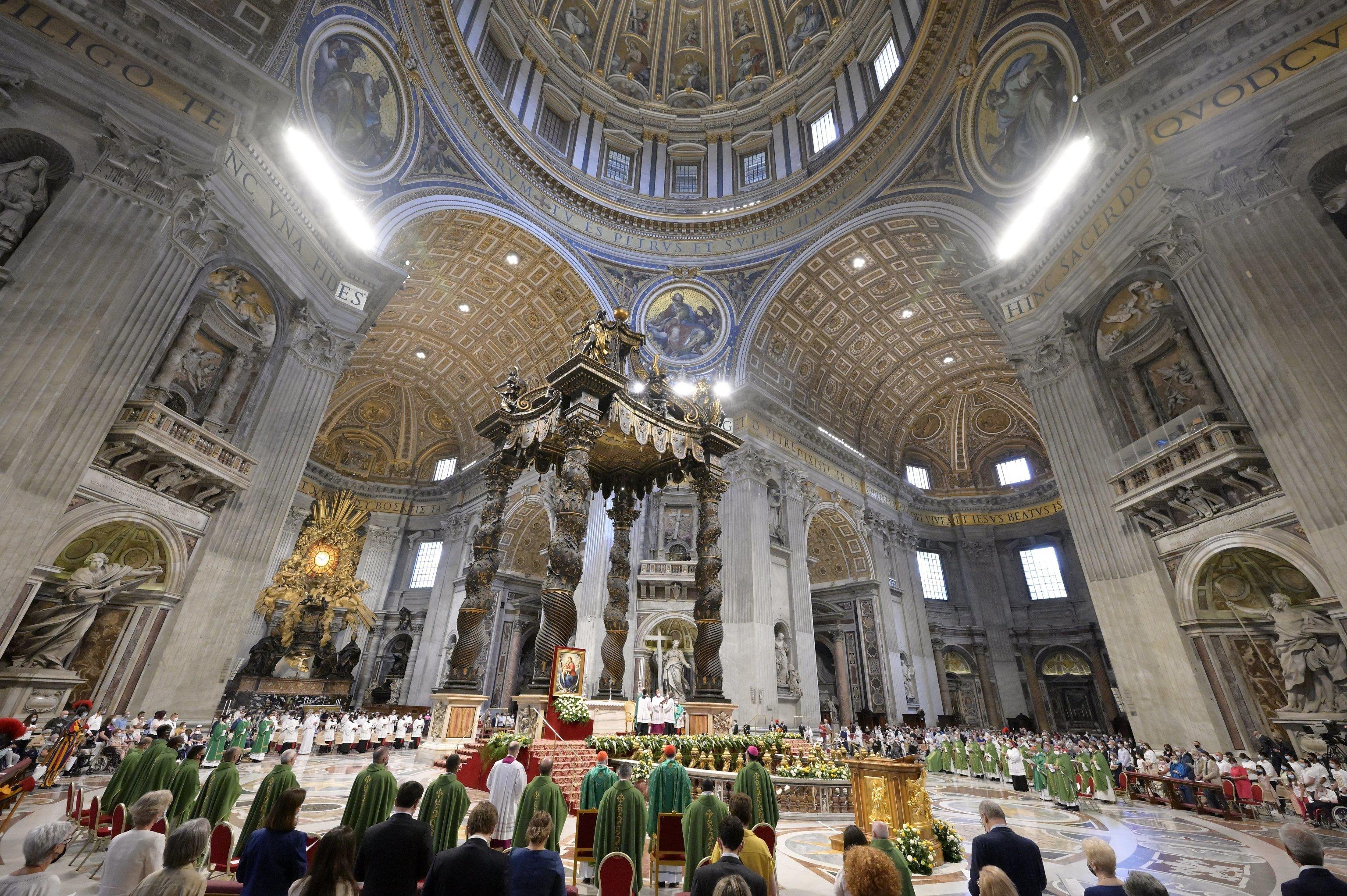 Çocuklara cinsel istismar skandalları Katolik Kilisesi’ni sarstı