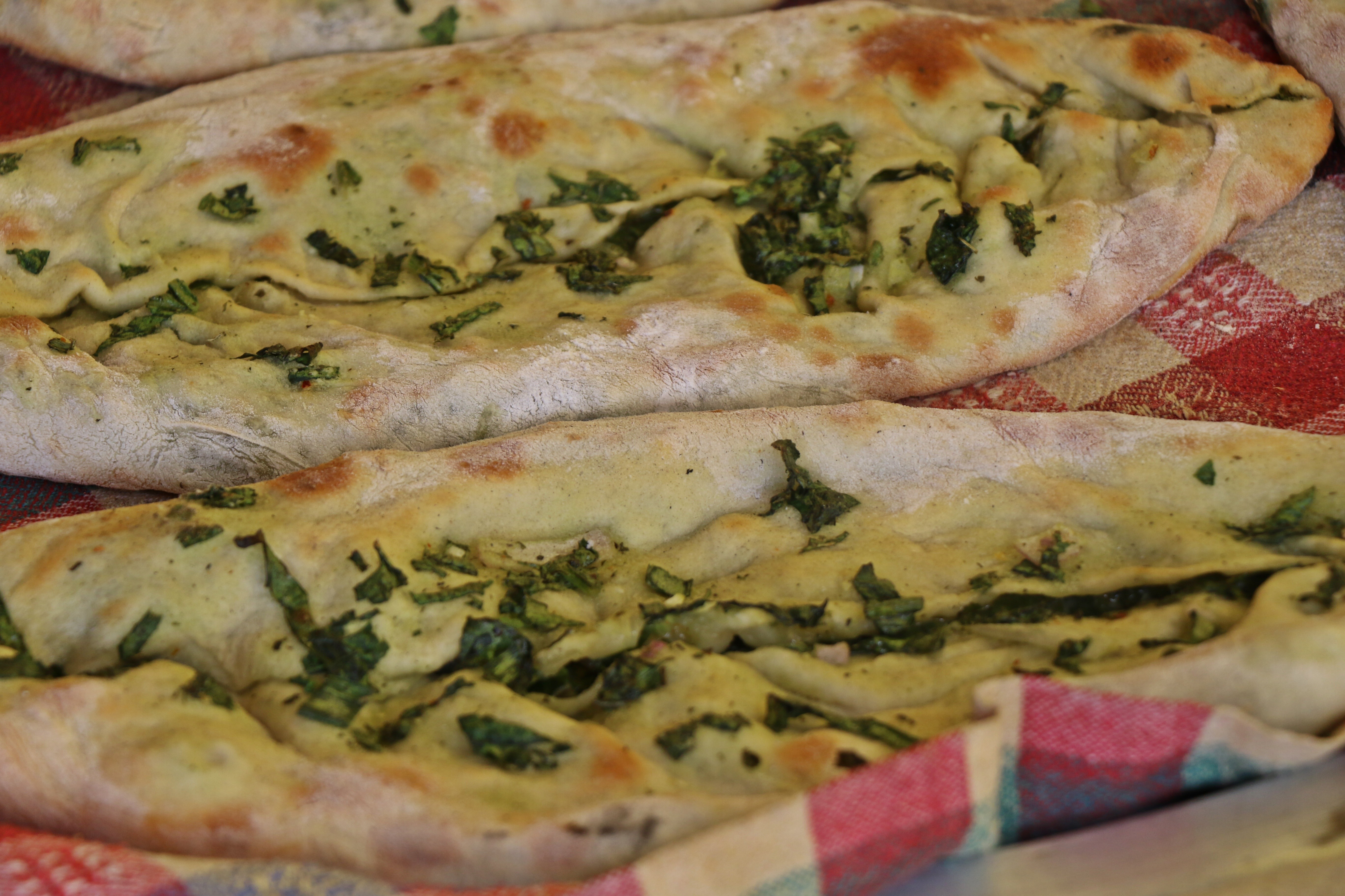 Köy kadınları bu lezzet için seferber oluyor