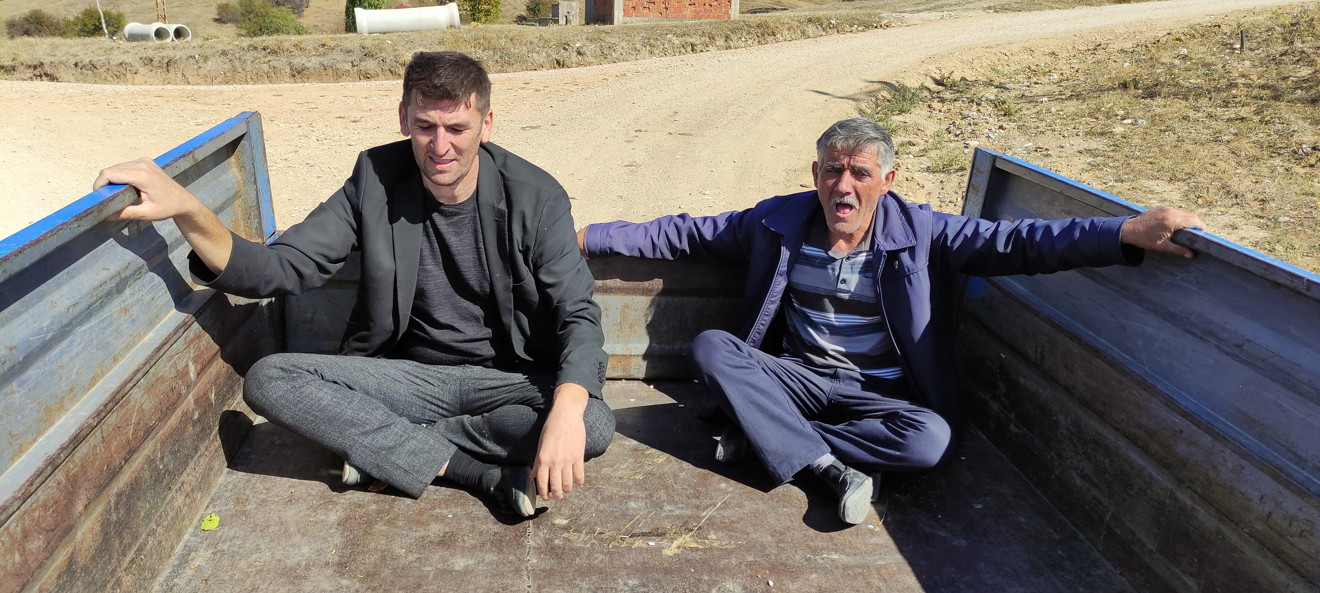 Köylülerden ilginç böbrek taşı dökme yöntemi