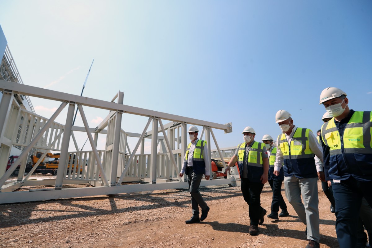Bakan Varank TOGG Gemlik Tesisleri İnşaatında incelemelerde bulundu