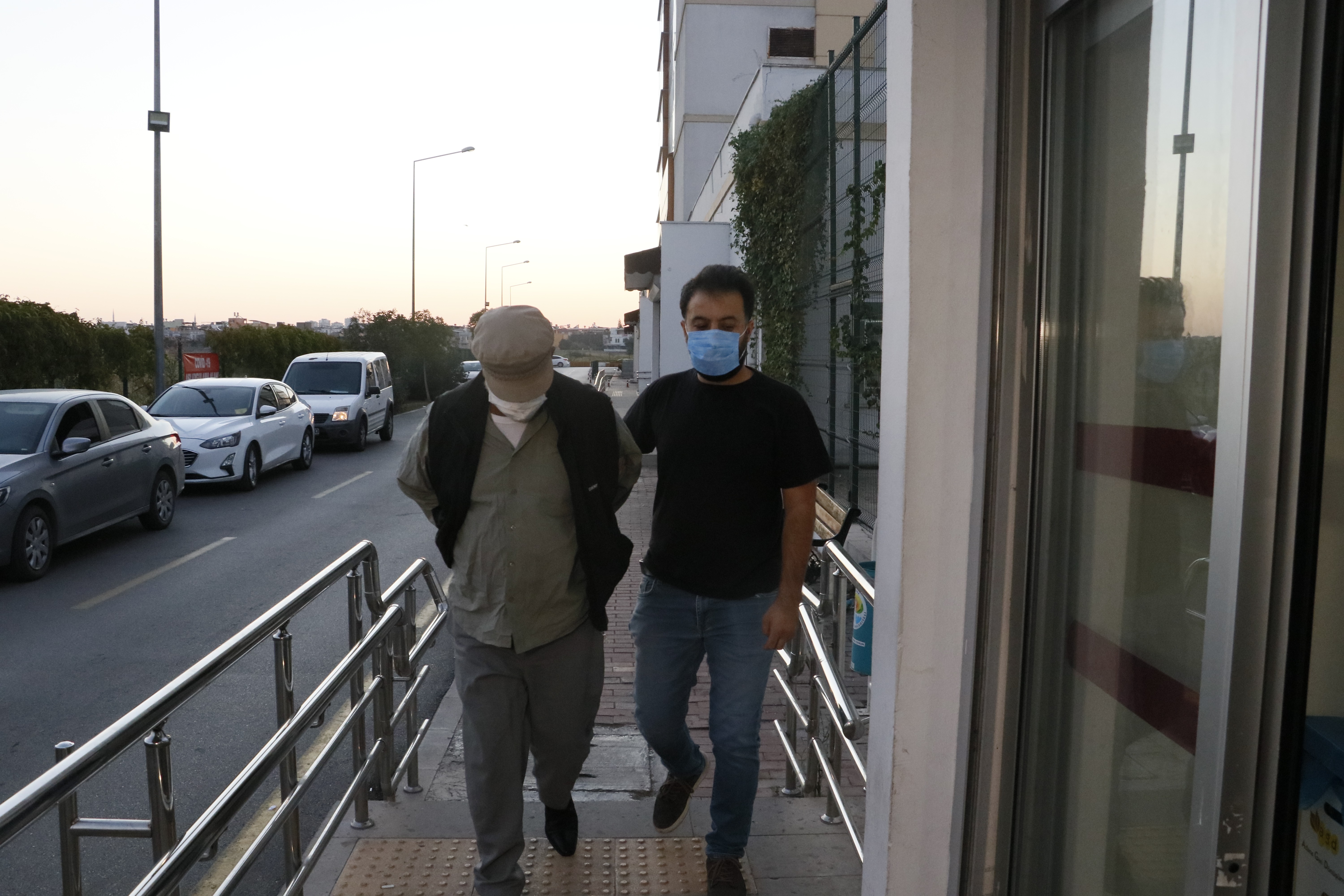 Adana’da “Cono Aşiretine” operasyon: Çok sayıda gözaltı var