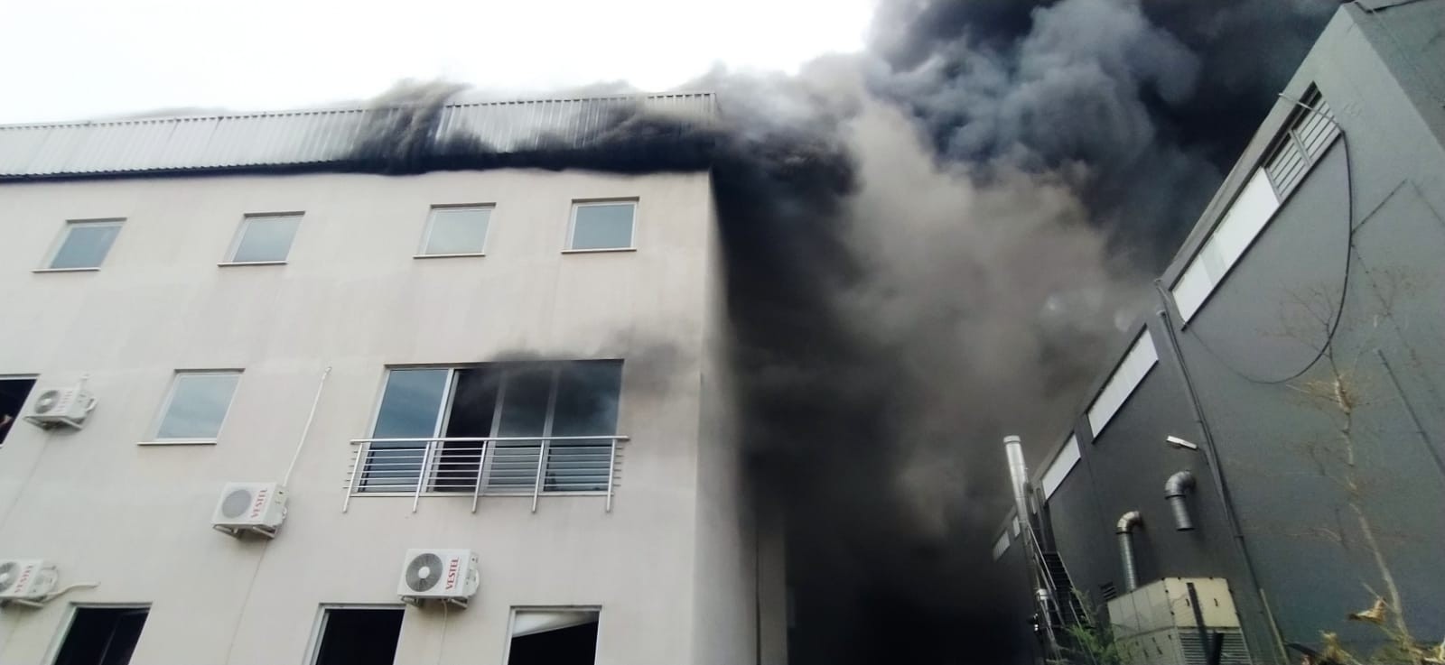 Bursa'da tekstil fabrikasındaki yangın kontrol altına alındı