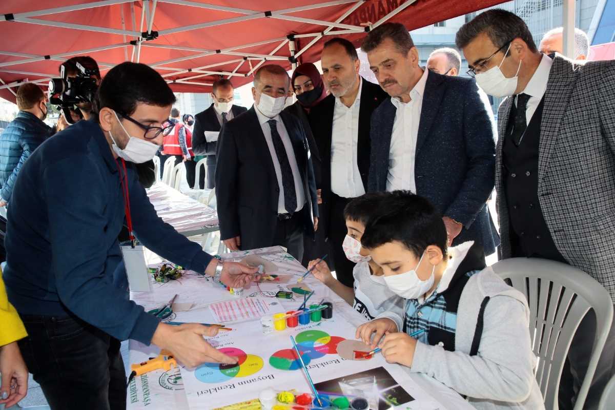 Gaziosmanpaşa’da 'Küçük Buluşlar Büyük Dünyalar' bilim şenliği