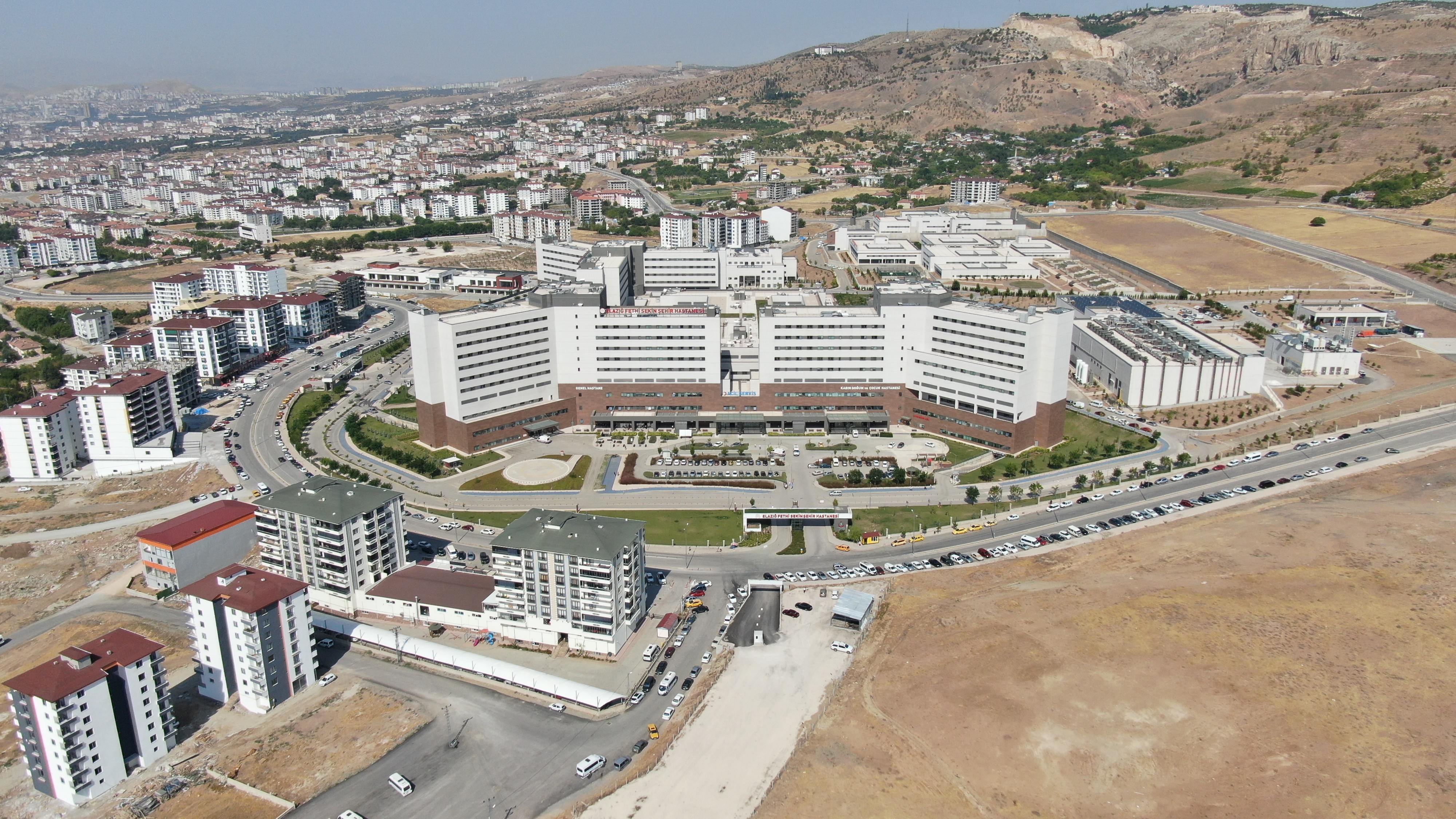 Doğu ve Güneydoğu Anadolu Bölgesi'nin tek şehir hastanesi, 9 ayda 1 milyondan fazla hastaya şifa dağıttı