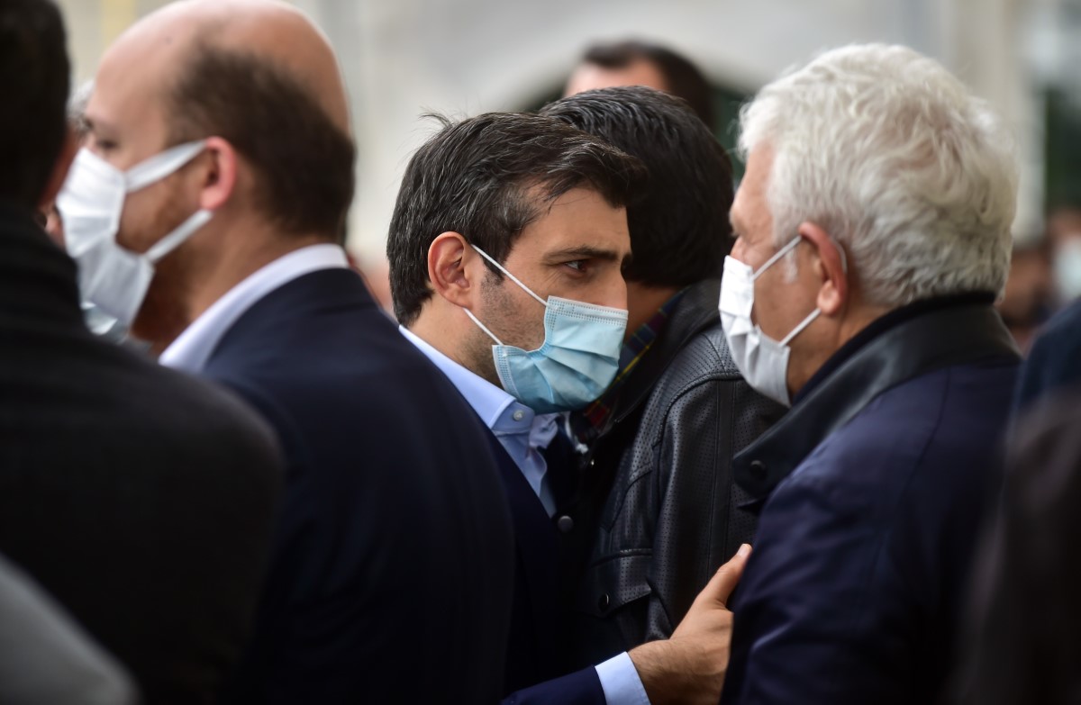 Baykar Yönetim Kurulu Başkanı Özdemir Bayraktar, son yolculuğuna uğurlandı