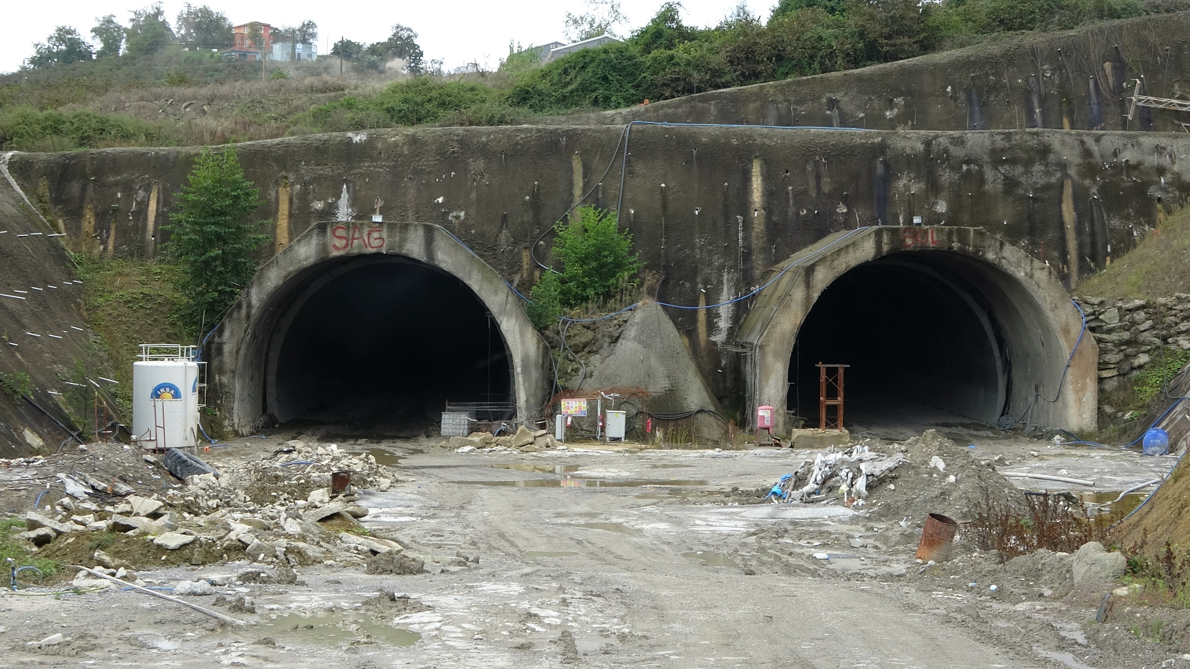 Türkiye’nin en pahalı yol projesi olan Ordu Çevre yolunda çalışmalar sürüyor