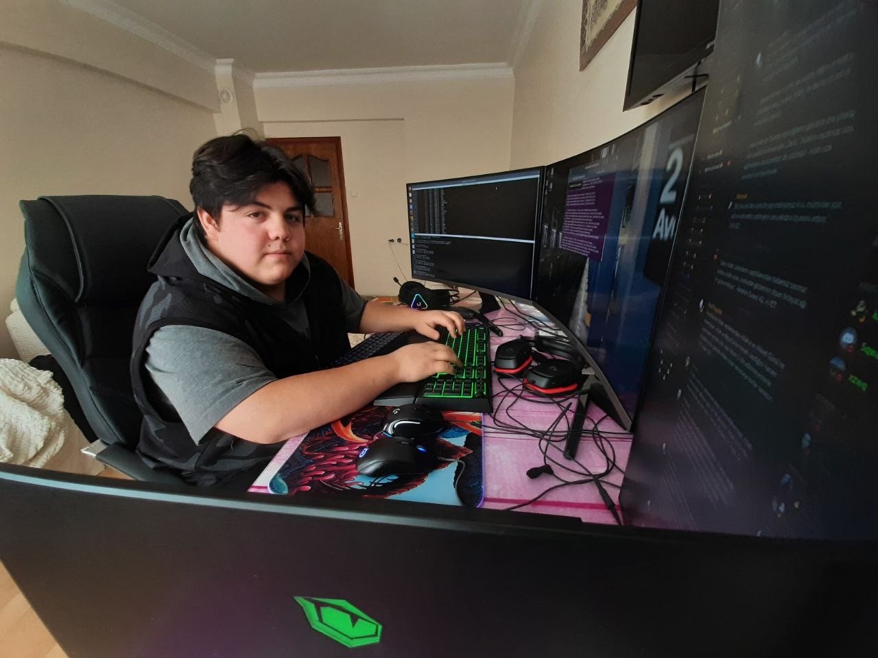 Sinop'lu hacker Donald Trump’ın sitesini çökertti