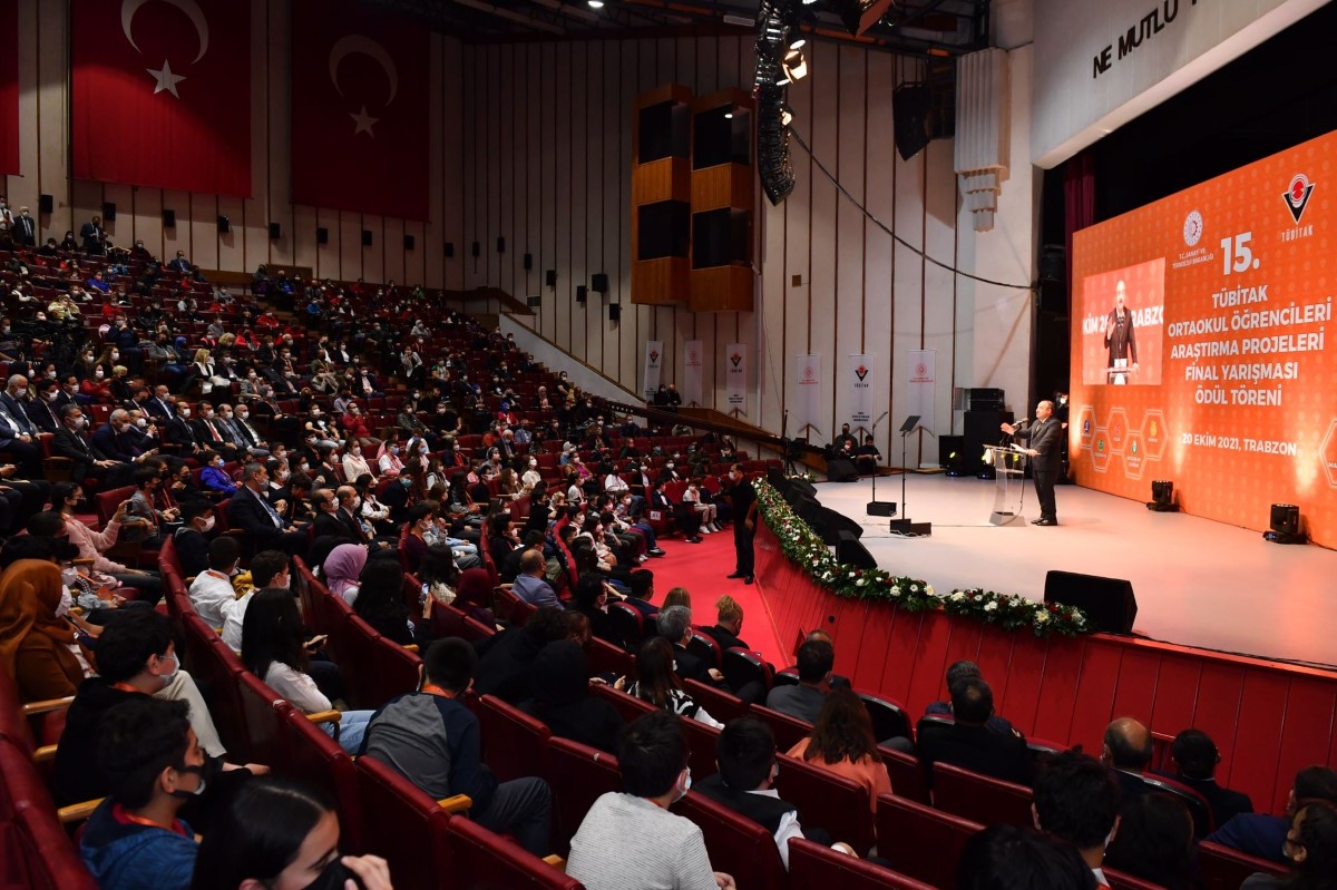 Bakan Varank: '21 farklı ülkeden 127 üst düzey araştırmacıyı ülkemize kazandırdık'