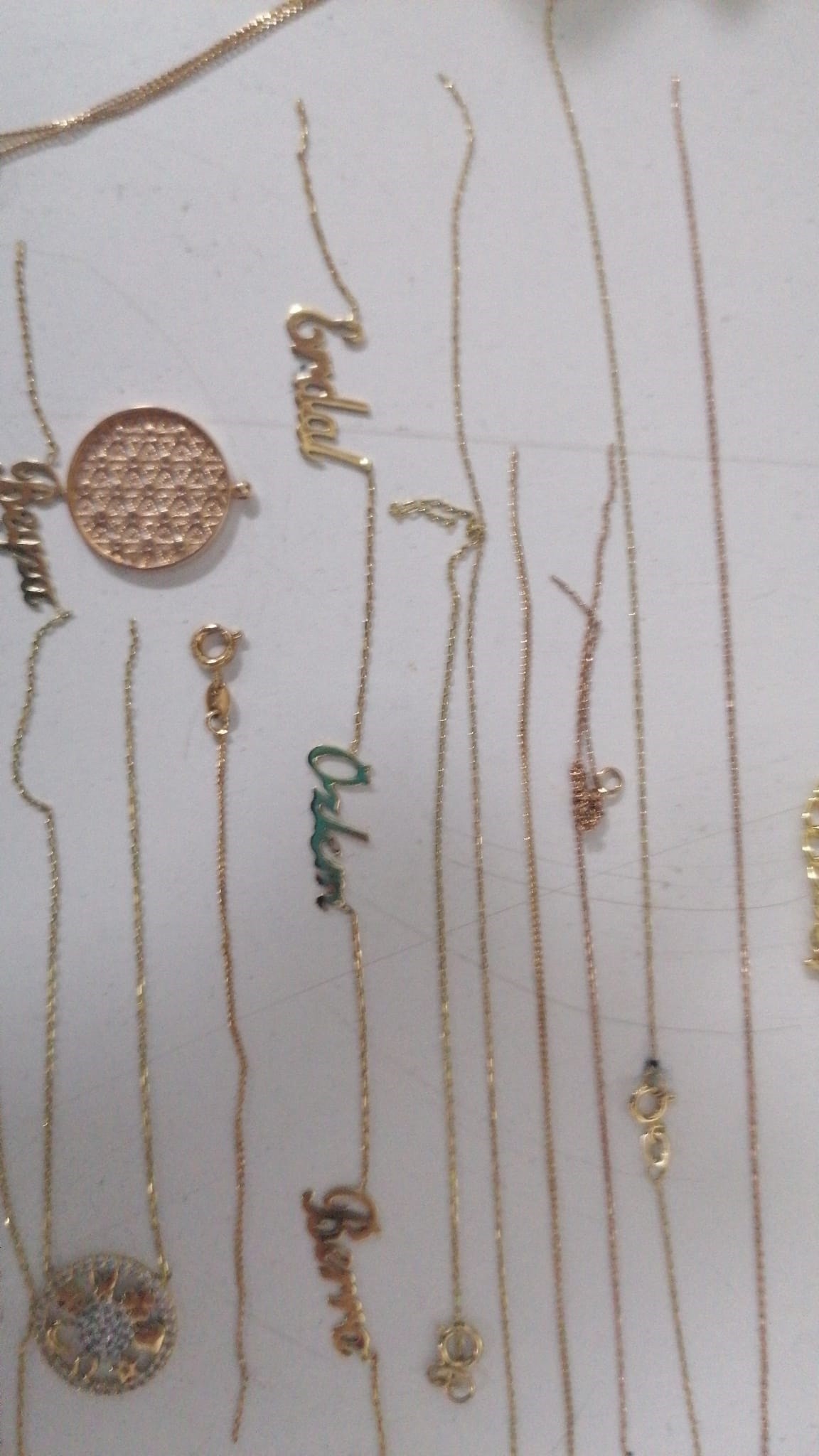 Şehidin evinden hırsızlık yaptığı iddiasıyla 3 şüpheli tutuklandı