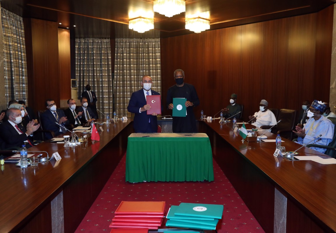 Erdoğan: 'Nijerya ile askeri savunma ve güvenlik konularında işbirliğimizi güçlendiriyoruz'