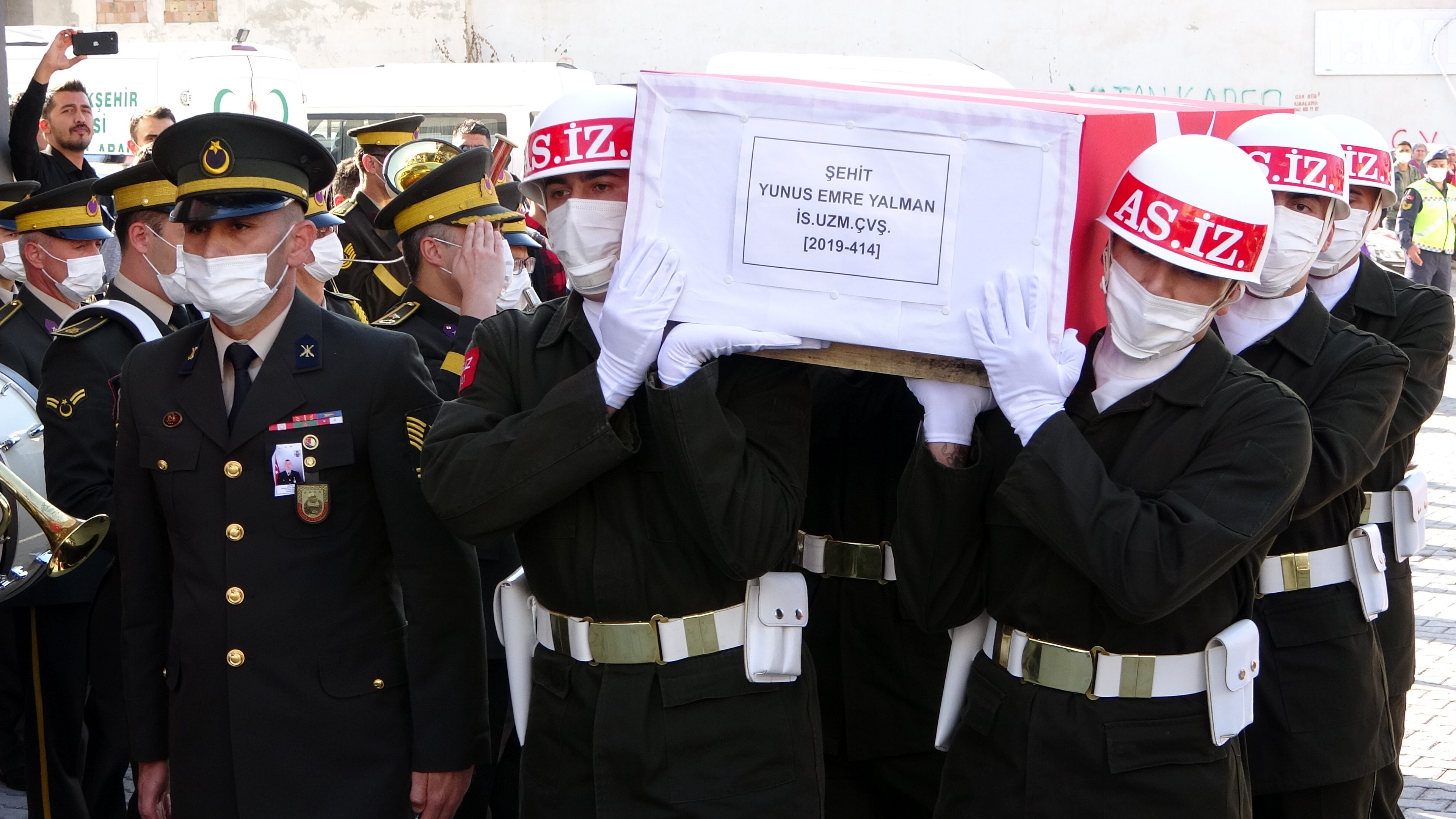 Pençe-Yıldırım şehidi Yunus Emre Yalman, son yolculuğuna uğurlanıyor