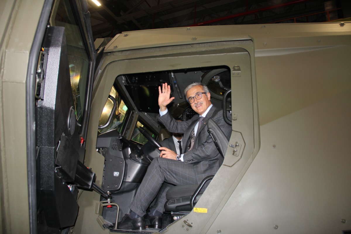 Kara Kuvvetleri Komutanlığı'na yeni lojistik destek aracı