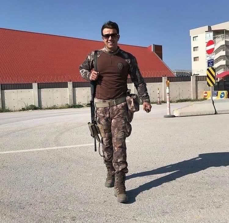 Kazada polis oğlunu kaybeden annenin feryadı yürek dağladı