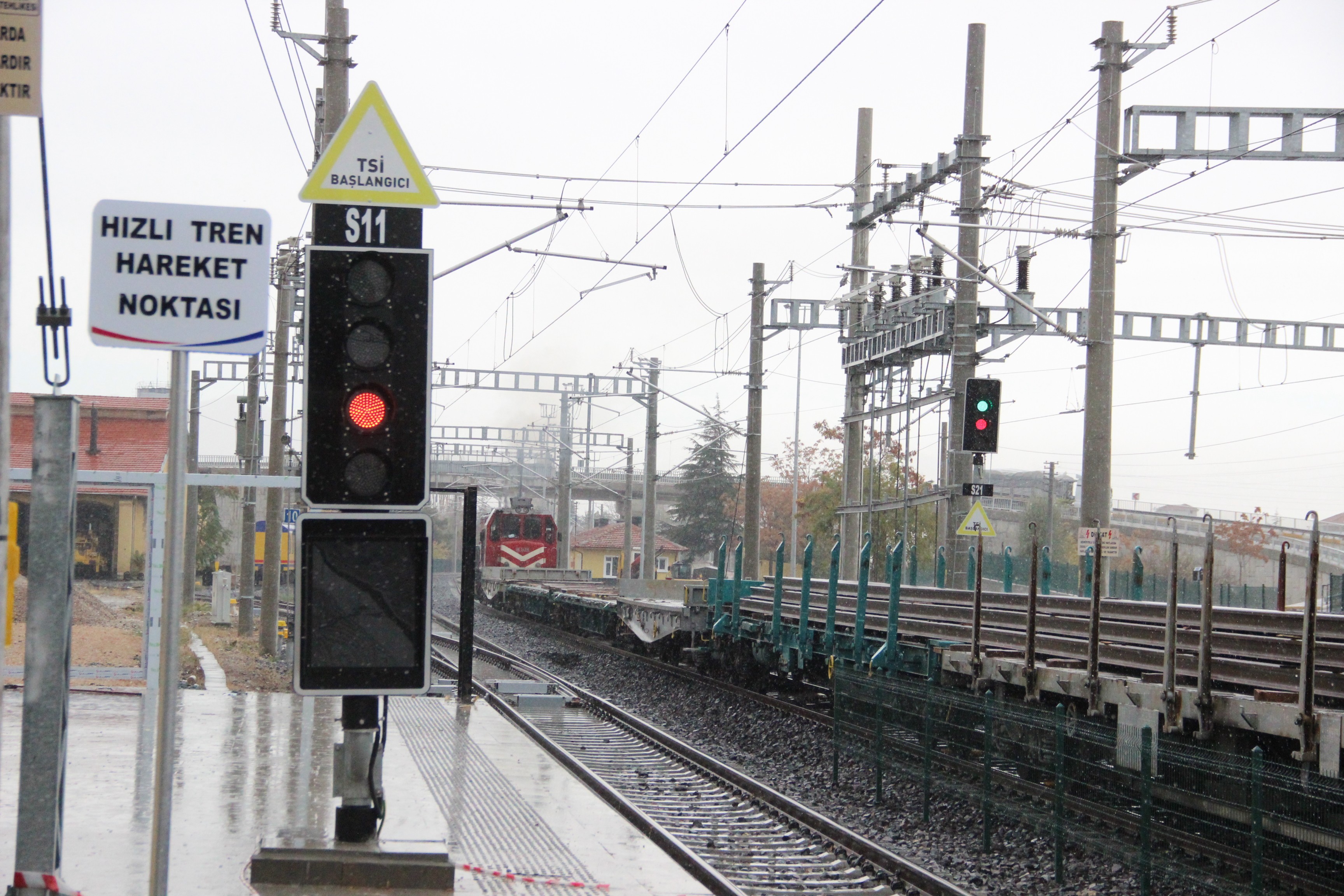 Karaman Garı'nda Yüksek Hızlı Tren hazırlıkları hızla sürüyor