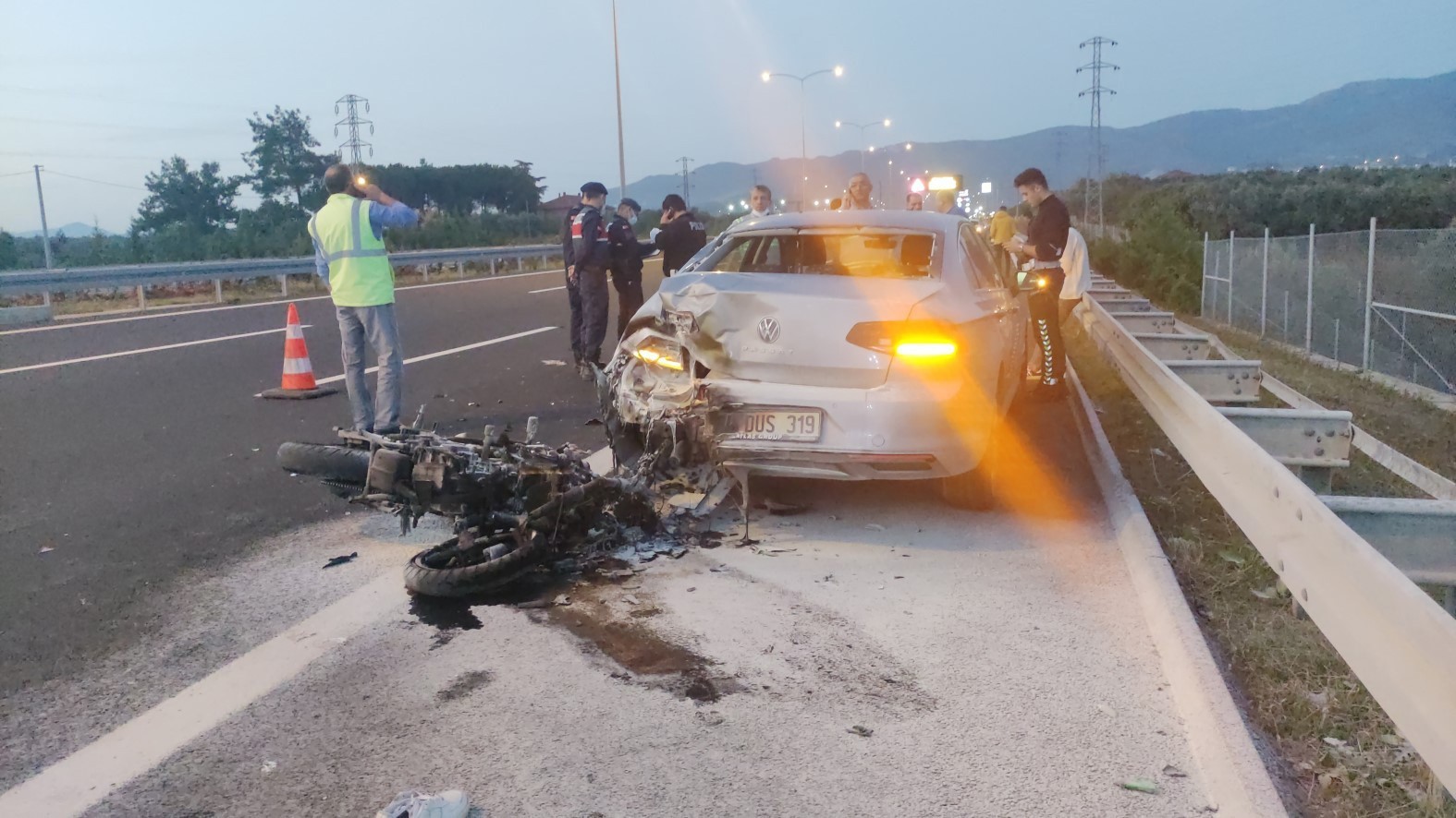 Motosiklet grubunu kahreden kaza