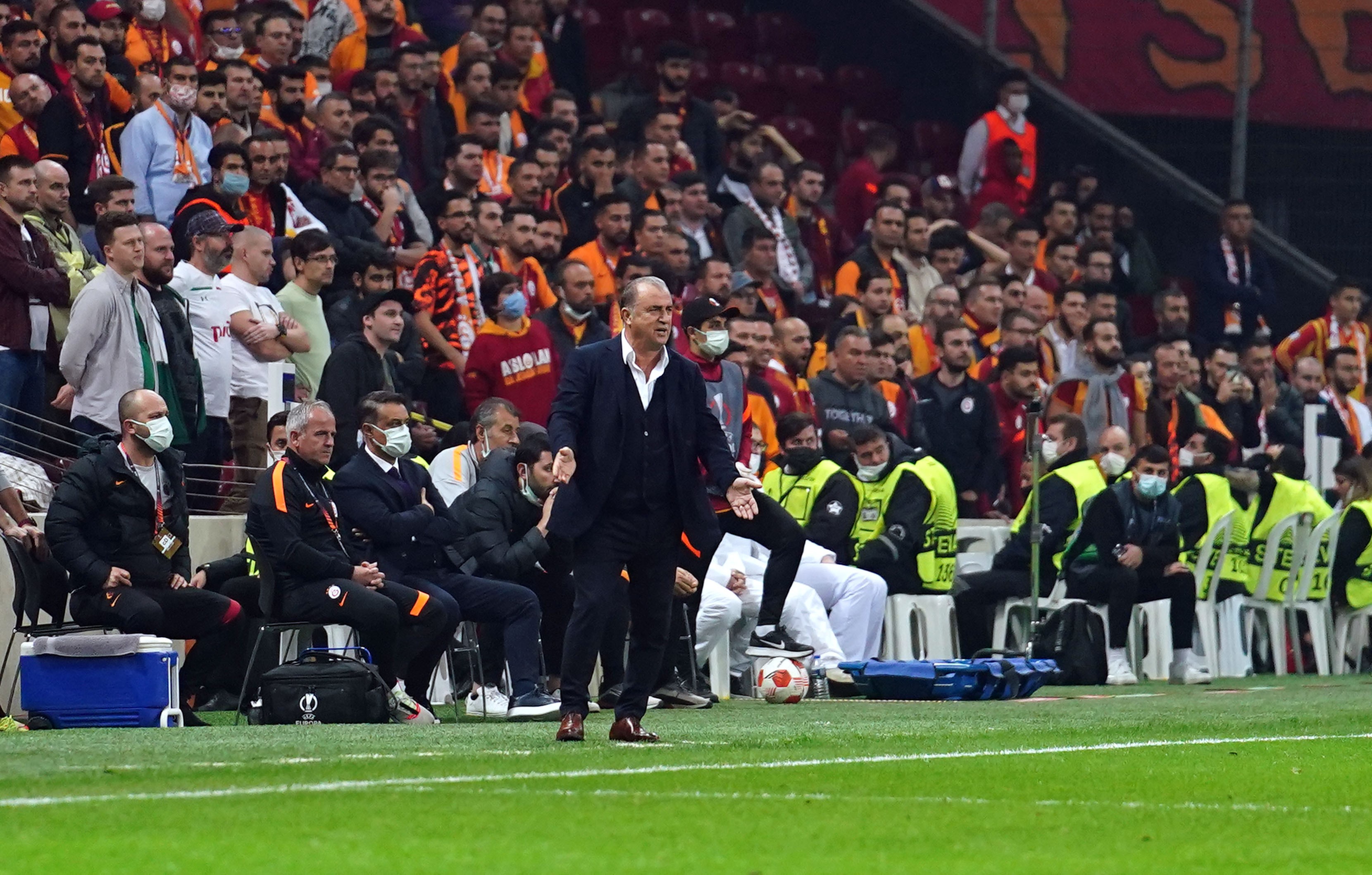 Galatasaray fırsatı kaçırdı