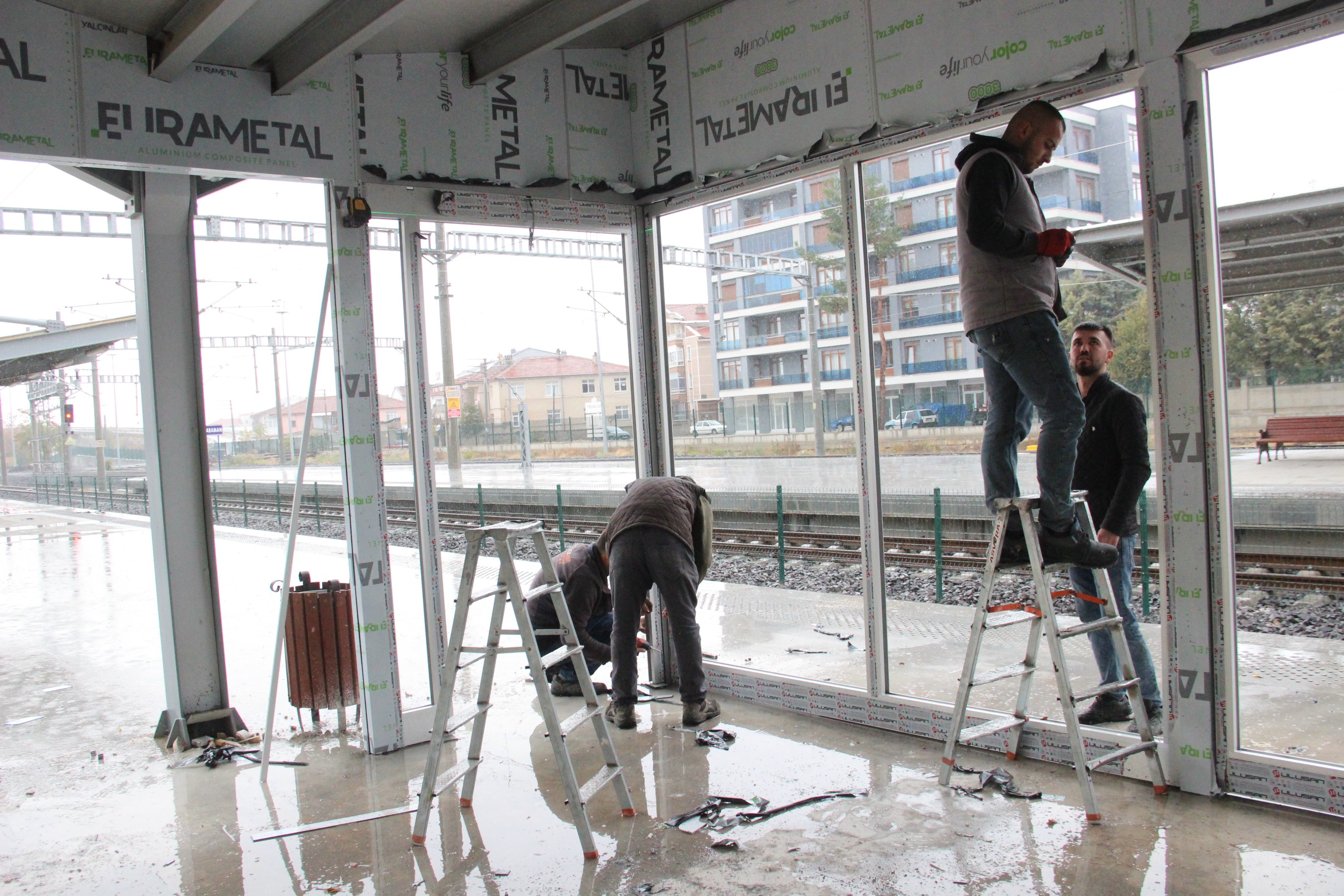 Karaman Garı'nda Yüksek Hızlı Tren hazırlıkları hızla sürüyor
