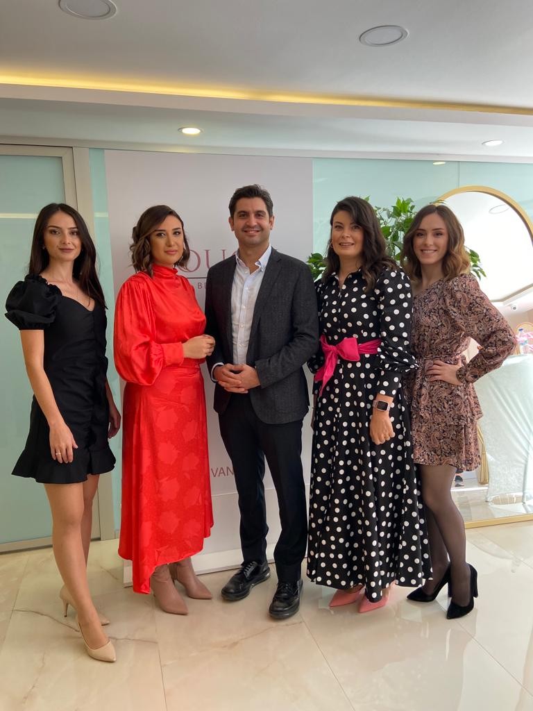 'Cilt Ütüleme' ile 10 yaş gençleşmek mümkün