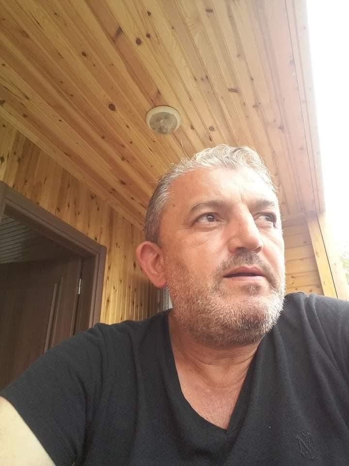 İstanbul’da korkunç cinayet kamerada: Arkadaşını boğazından bıçakladı