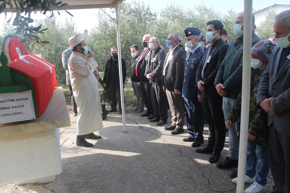 Manyas'ta vefat eden gaziye askerî tören
