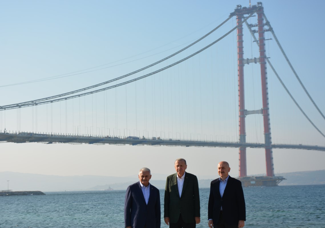 Cumhurbaşkanı Erdoğan'dan 1915 Çanakkale Köprüsü'nde Kanal İstanbul mesajı