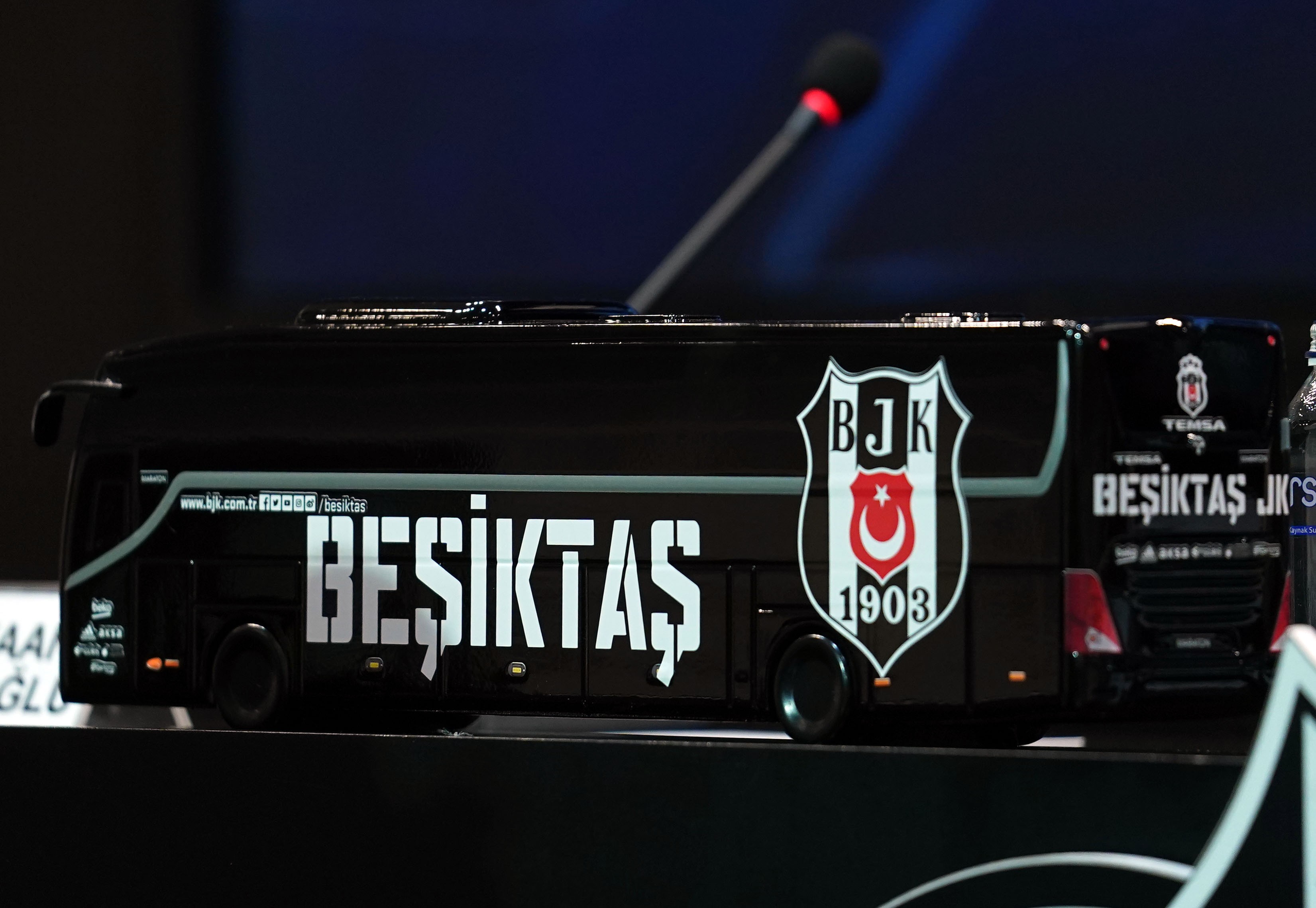 Beşiktaş’a yeni takım otobüsü