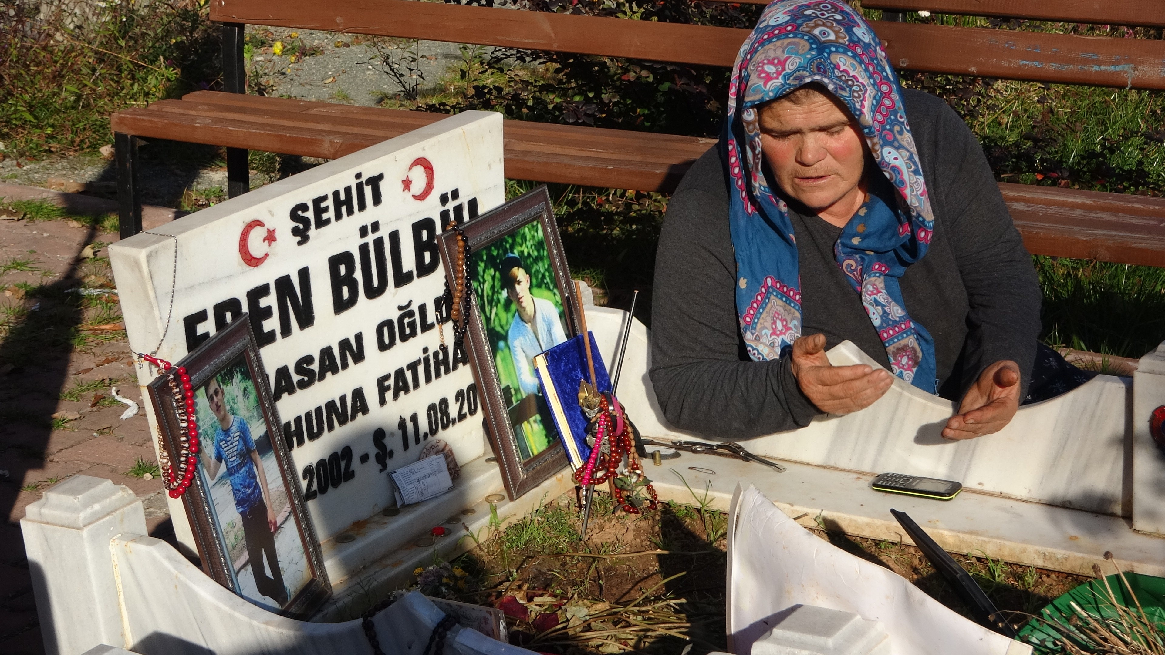Şehit Eren'in annesi Ayşe Bülbül: 'Eren’in annesi olarak ona yazıklar olsun diyorum'