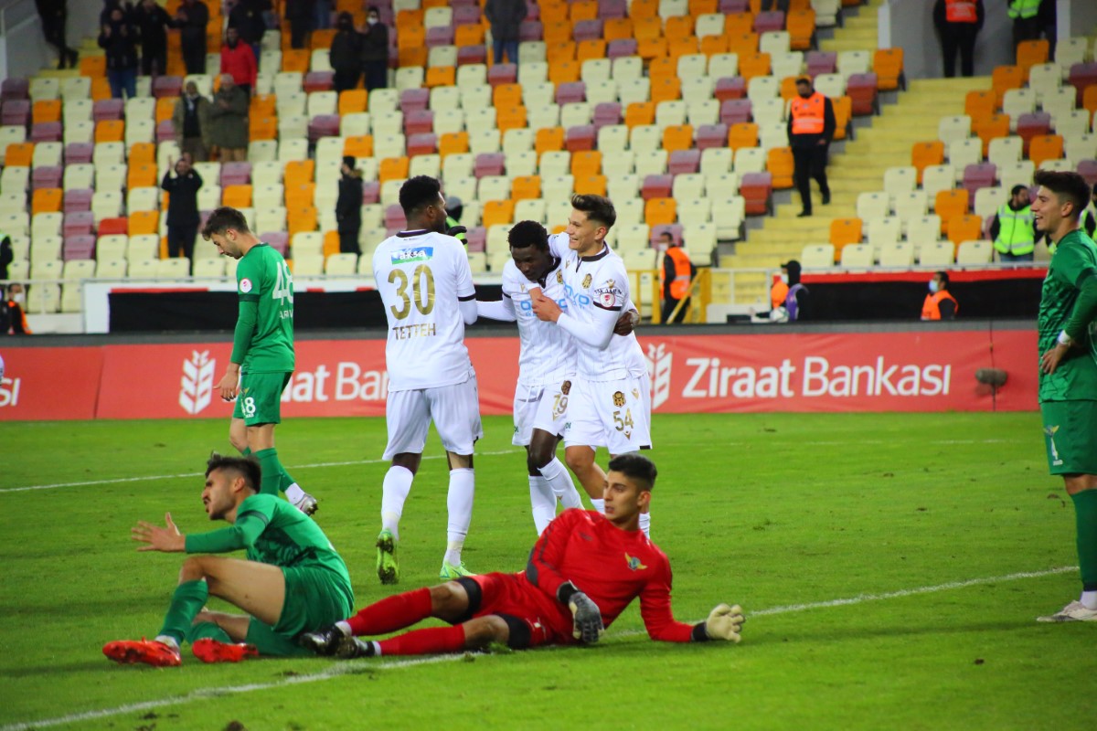 Yeni Malatyaspor tur biletini uzatmalarda aldı