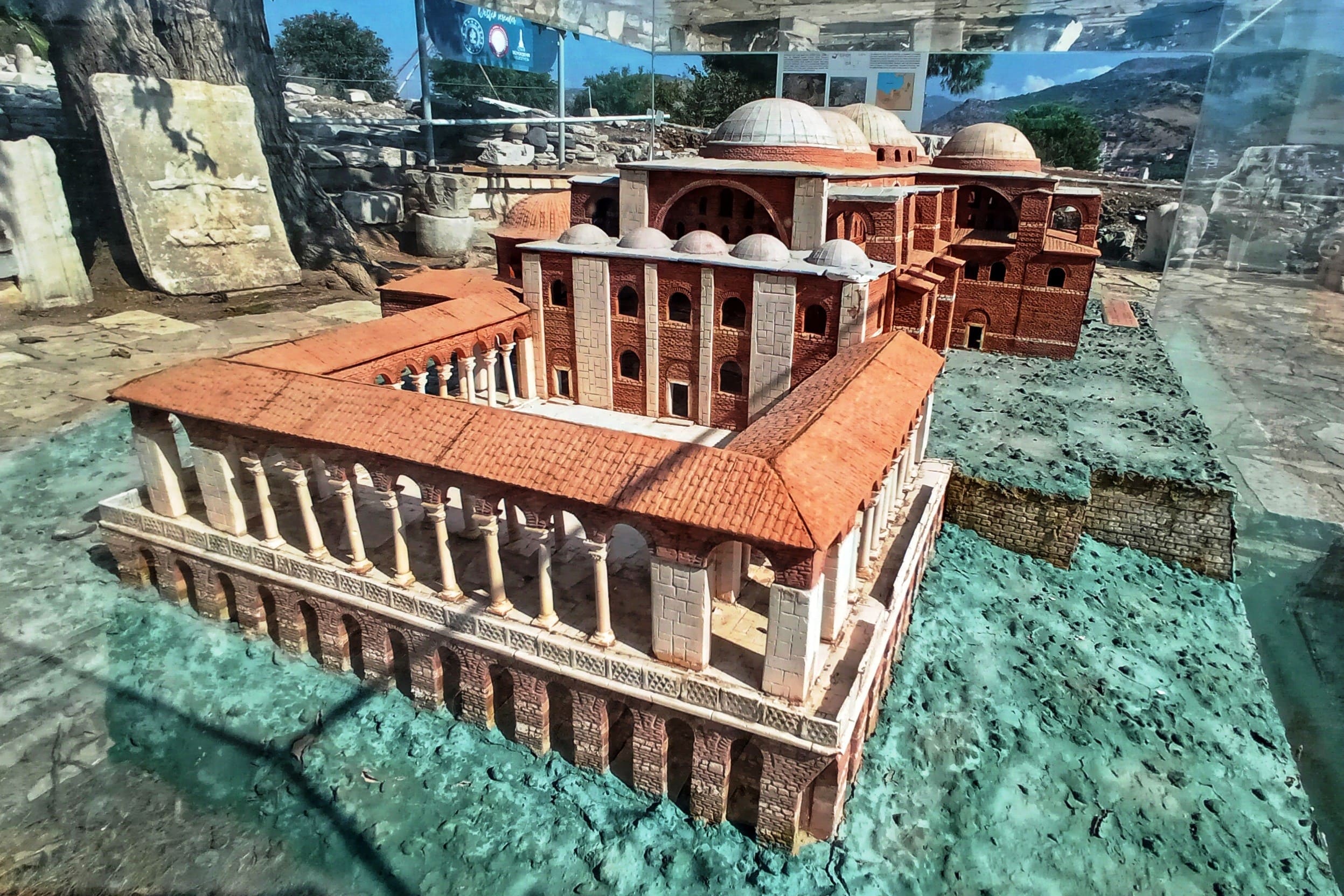 100 yıldır kazı yapılan kilisede Roma İmparatoru ‘Büyük Theodosius’ izleri