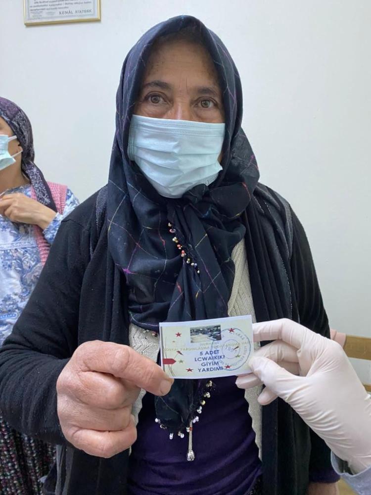 Nurhak ilçesinde Kovid-19 aşısı olan herkese hediye çeki