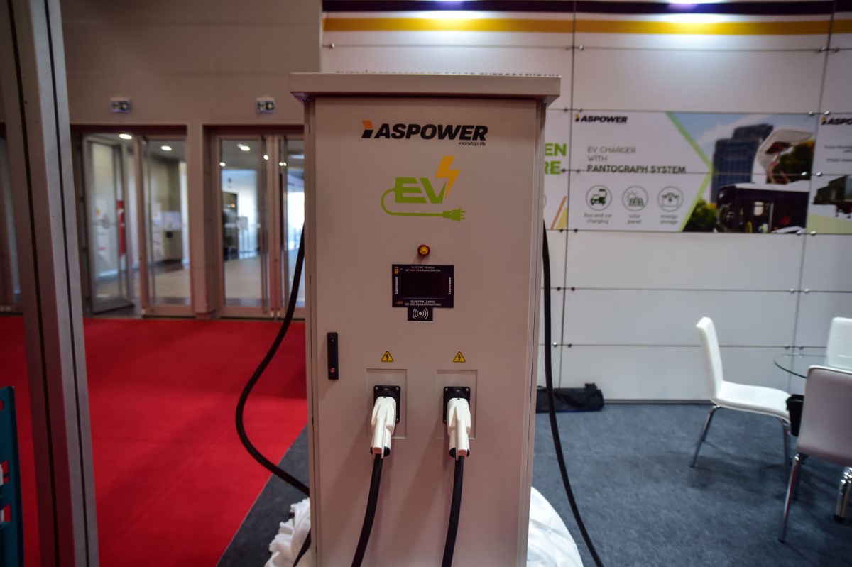 'Yerli otomobil TOGG'un hayata geçmesiyle elektrikli araçlara ilgi artacak'