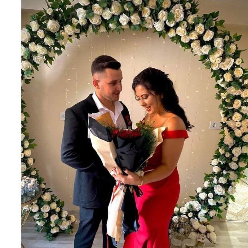 Şehit nişanlısının üniformasını giydi, asker selamıyla uğurladı