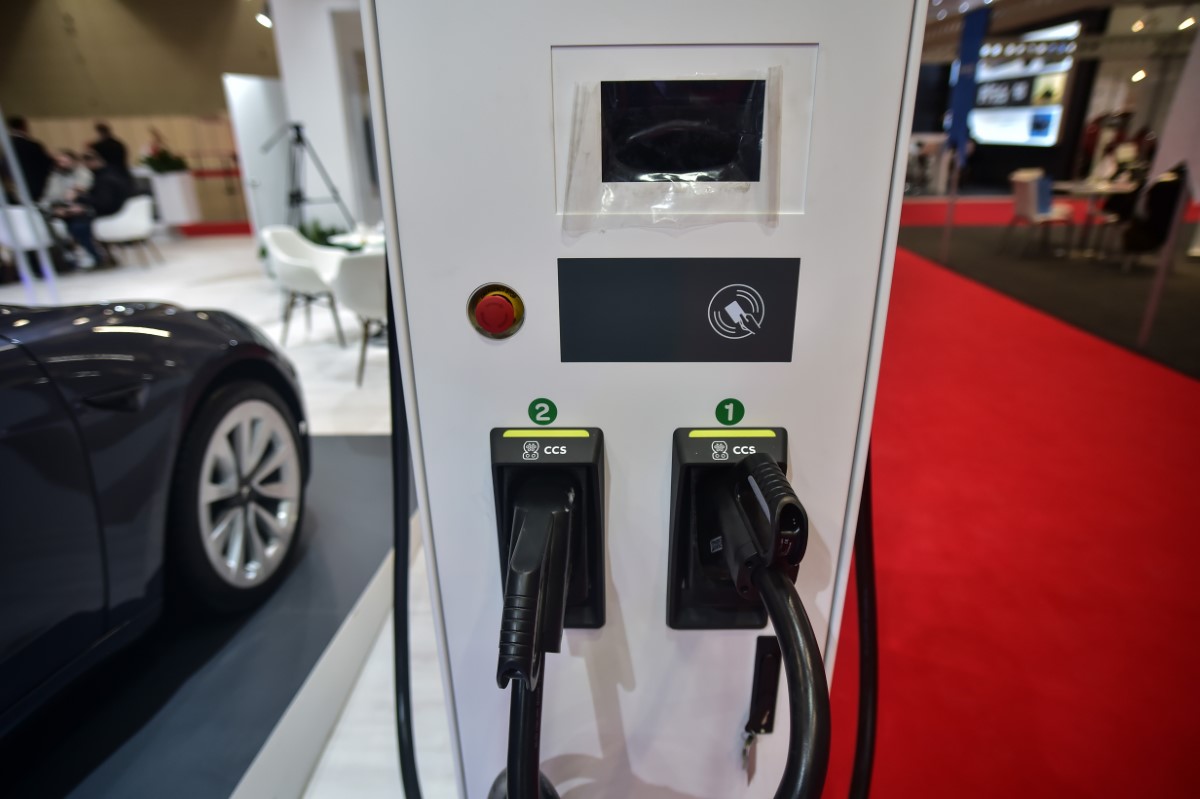 'Yerli otomobil TOGG'un hayata geçmesiyle elektrikli araçlara ilgi artacak'