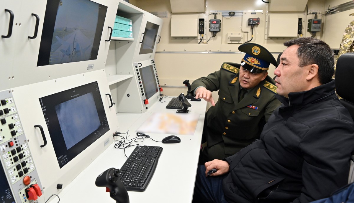 Kırgızistan, Bayraktar TB2'lerini teslim aldı