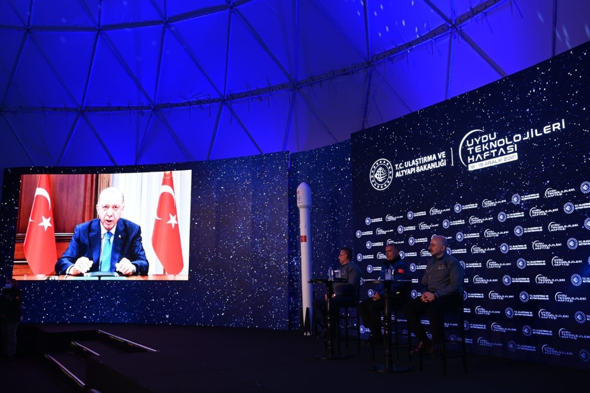 Cumhurbaşkanı Yardımcısı Oktay: 'Uzay istasyonuna kadar giden bir yolculuğumuz var'