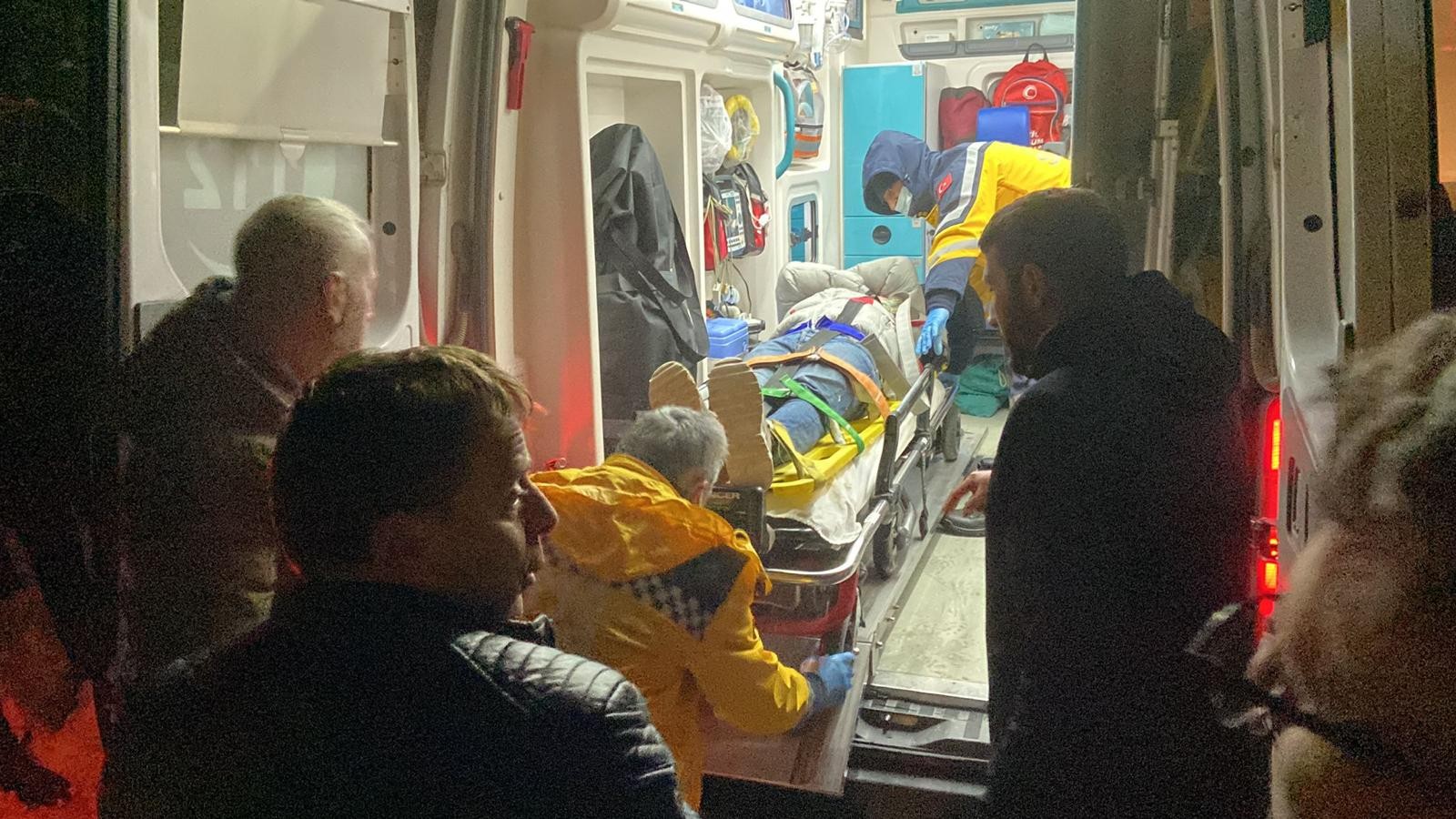 200 metre uçuruma yuvarlanan 2 genç donmak üzereyken böyle kurtarıldılar