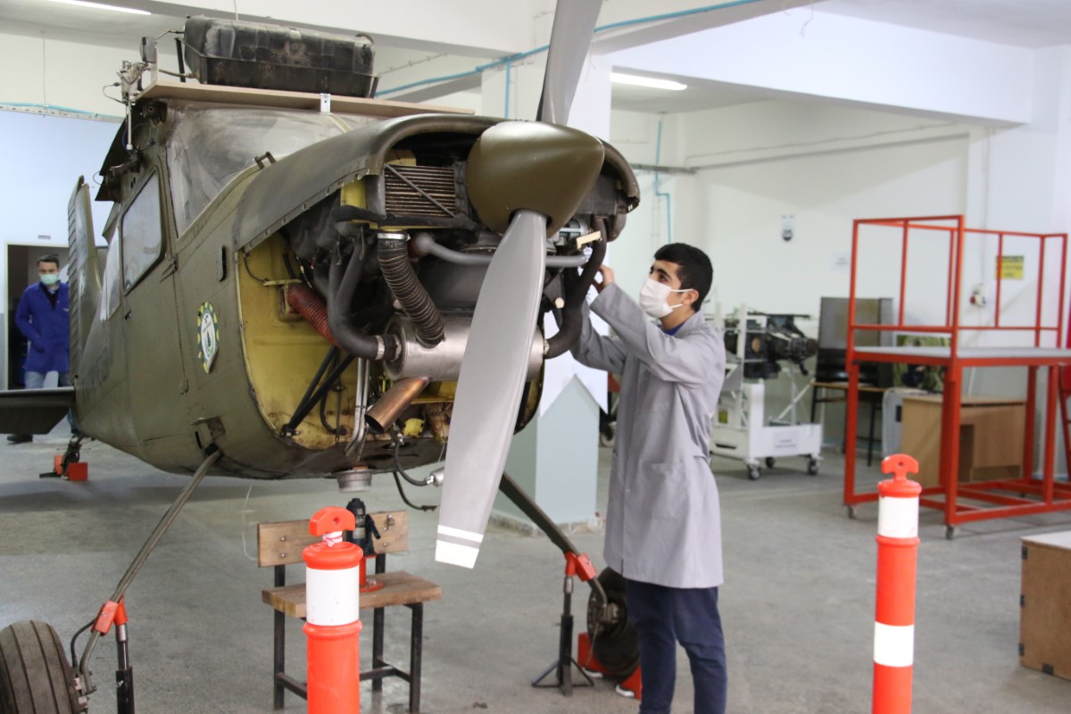 Geleceğin uçak mühendisleri bu okuldan çıkıyor