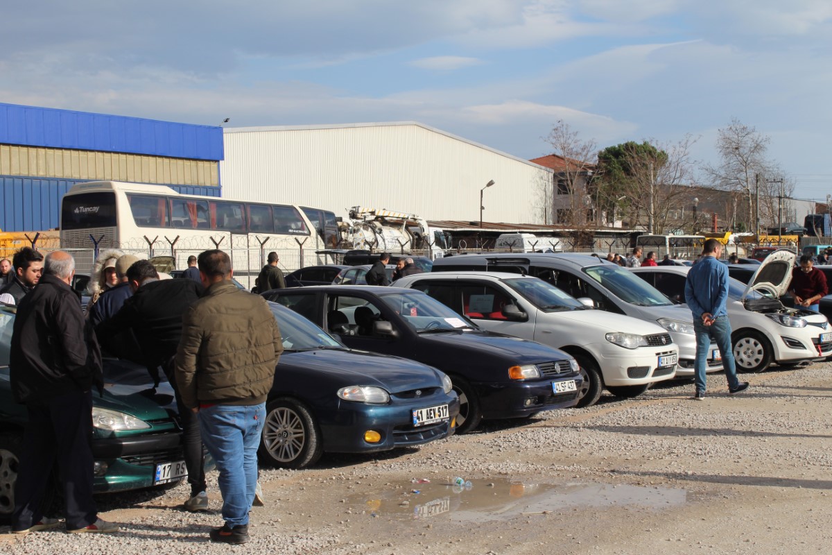 Otomobilini satan, 1 hafta sonra aynı fiyata alamıyor