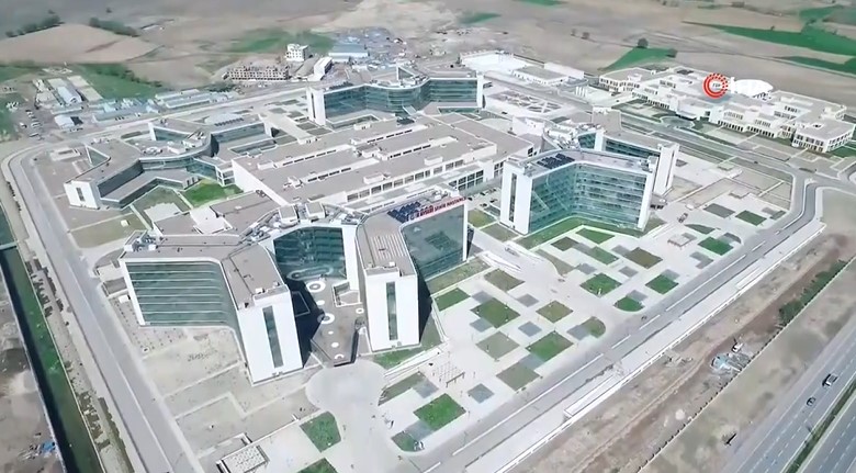 Kayseri Şehir Hastanesi'nde 2021'de 1 milyon 785 bin 59 kişiye sağlık hizmeti verildi