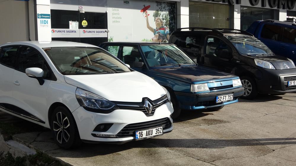 İkinci el araç piyasasında yüzde 20'ye varan düşüş bekleniyor