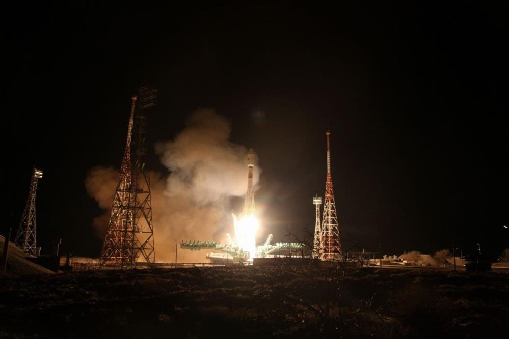 OneWeb Dünya yörüngesine 36 uydu daha gönderdi