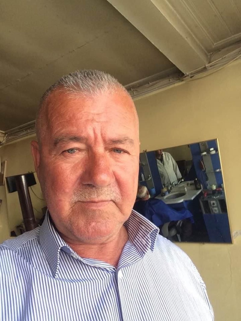 Eşini alevlerden kurtardı kendi yanarak can verdi